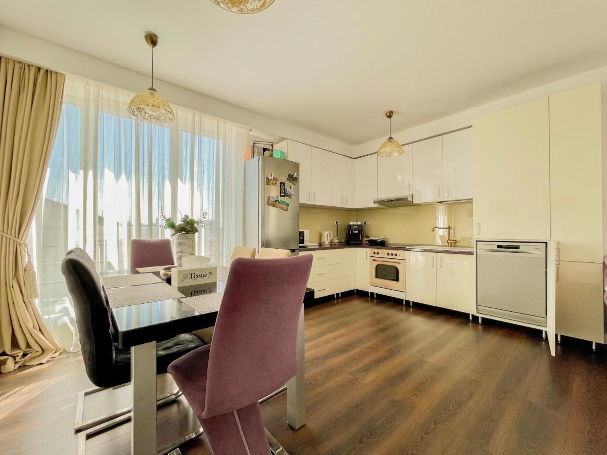 Central Premium Apartment Brasov Exterior photo